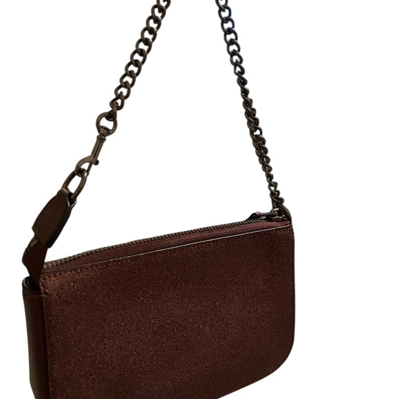 Coach Metallic Purple Wristlet with Chain Strap. NWOT - Picture 4 of 8